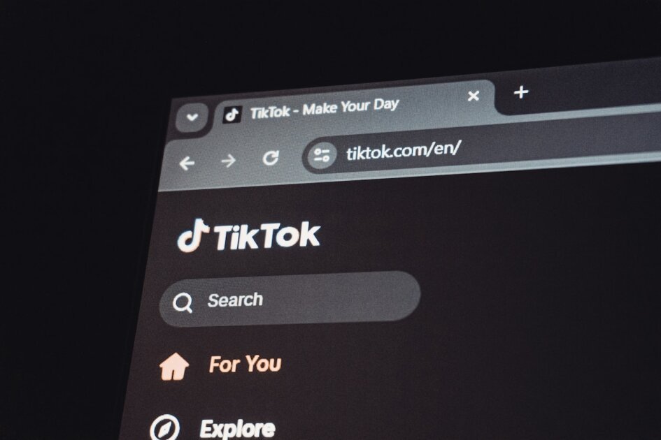 Monet TikTok USA Regis Pakai VPN: Cara Tembus Monetisasi Dollar dari Indonesia - TikTok monetization, VPN connection, US TikTok creator